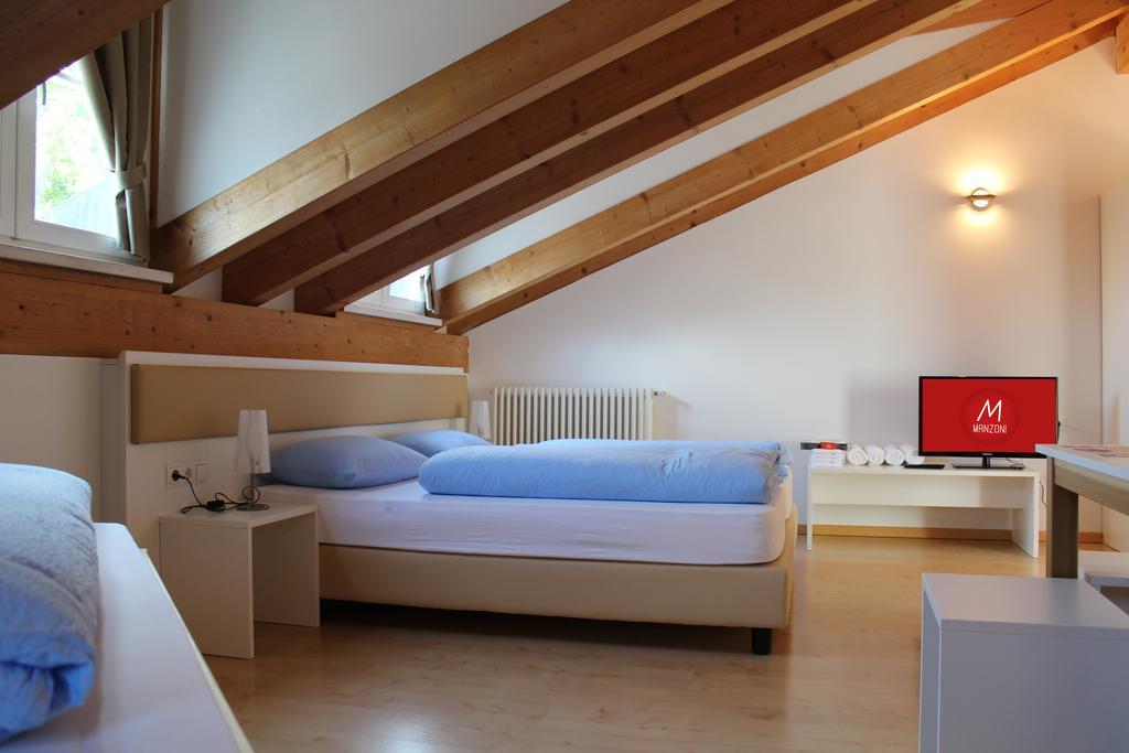 Quadruple Room with Shared Bathroom,210795521:JPEG